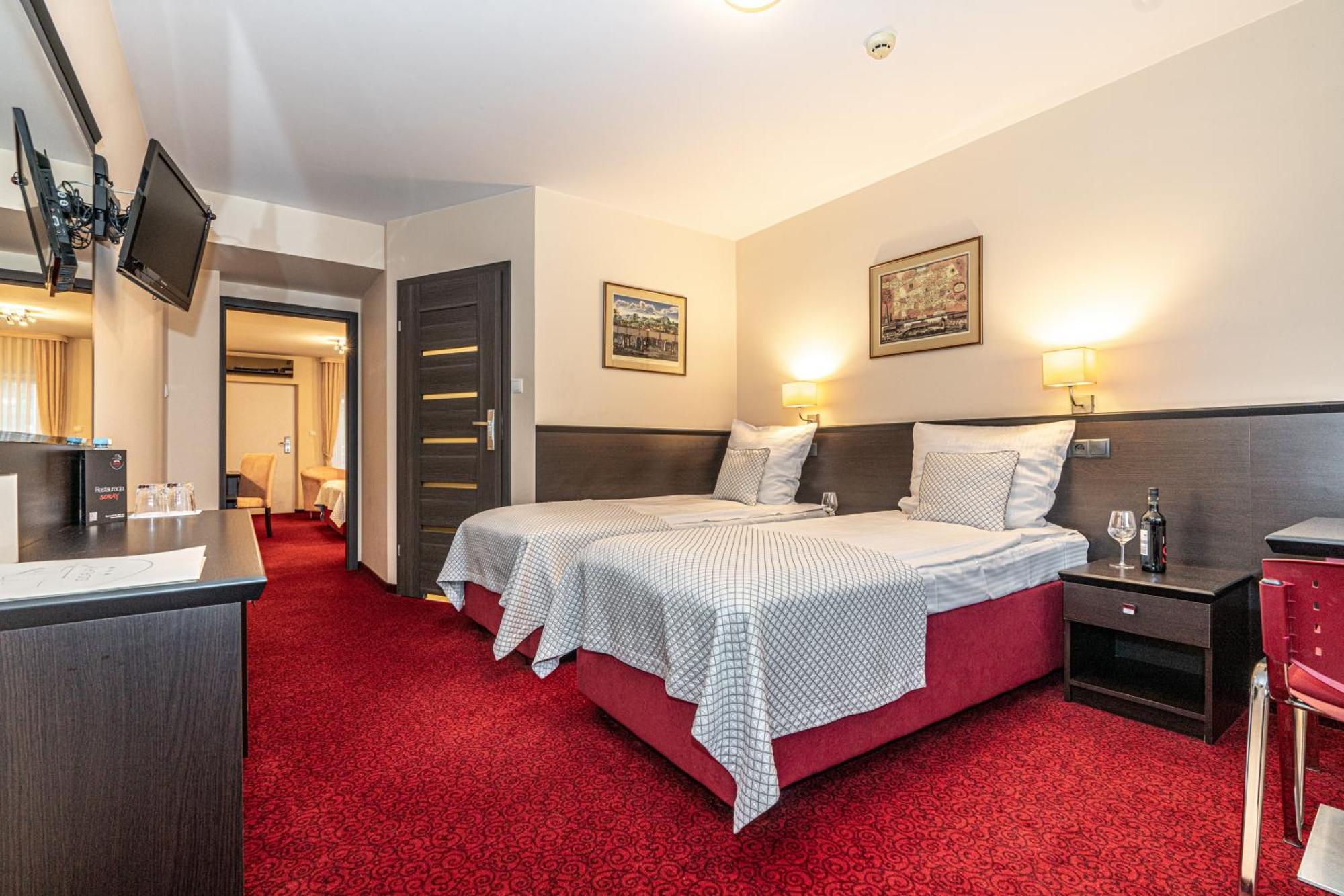 Hotel Soray Wieliczka Esterno foto