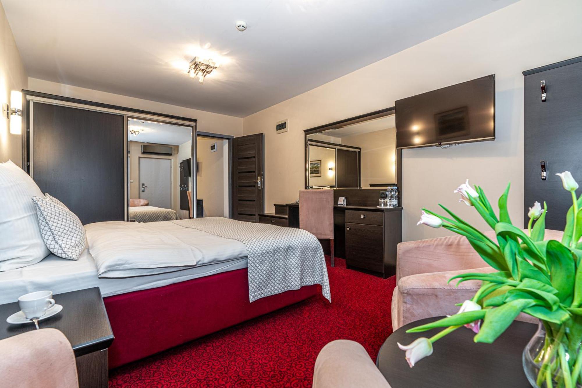 Hotel Soray Wieliczka Esterno foto