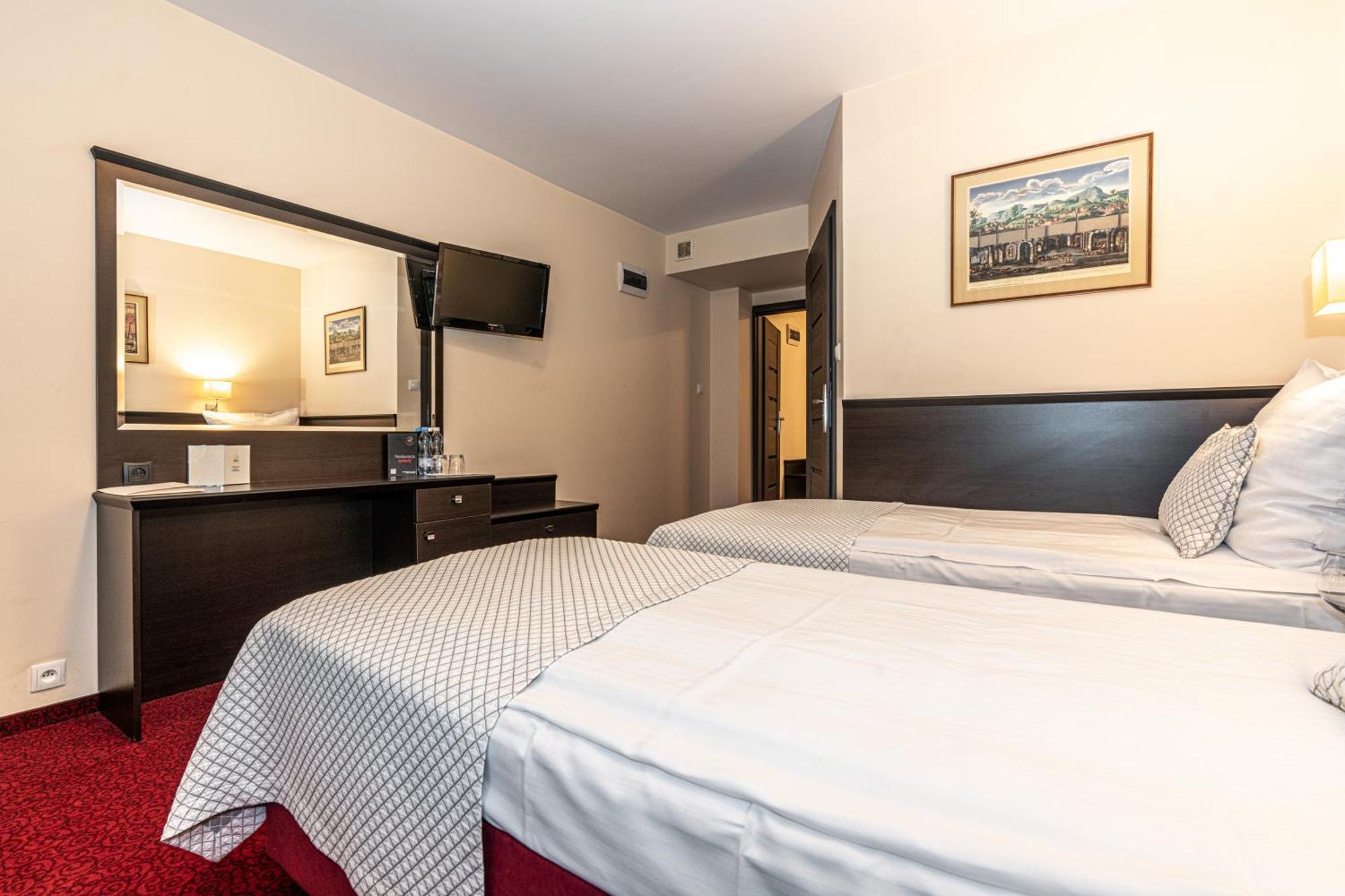 Hotel Soray Wieliczka Esterno foto