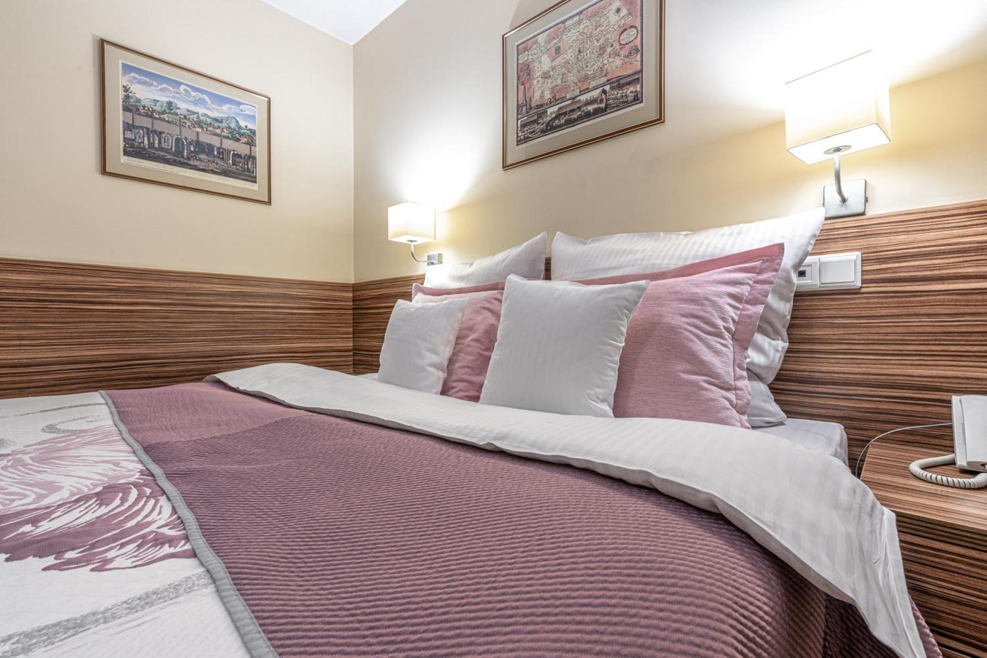 Hotel Soray Wieliczka Esterno foto